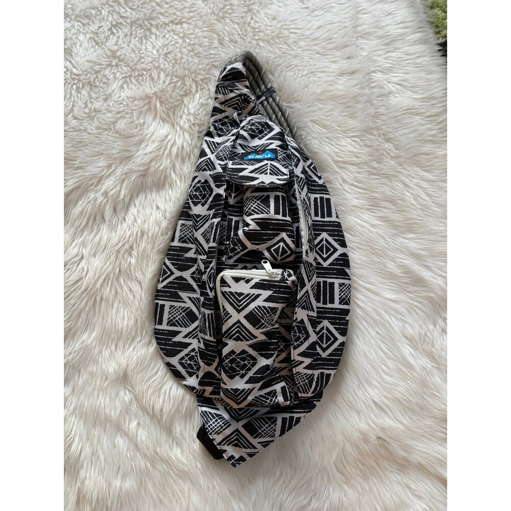 Kavu sling bag